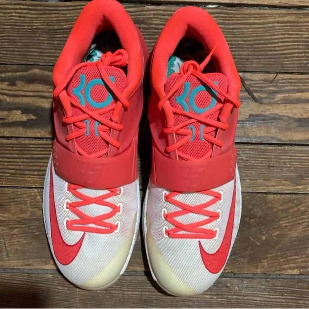 KD 7 “What The” Size 12